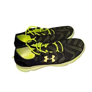 Under Armour Sneakers